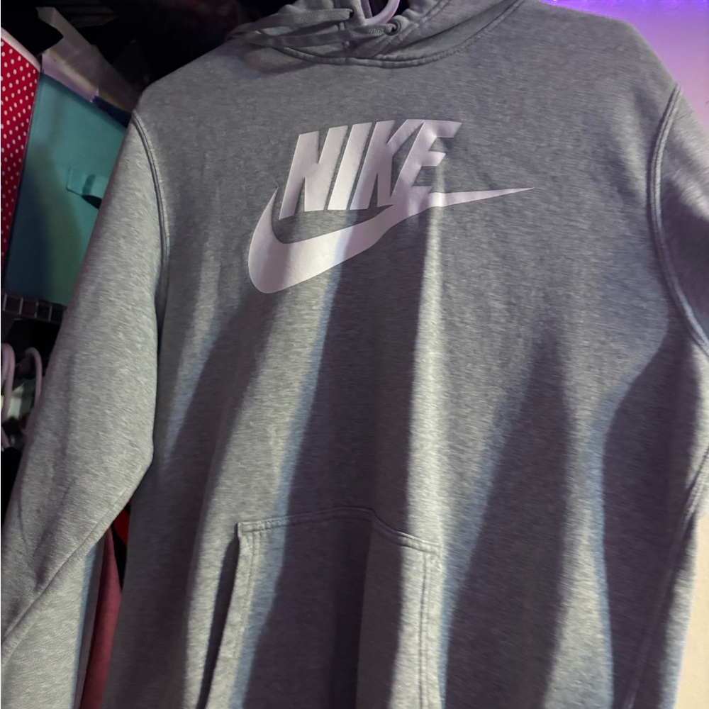 Nike Men's Gray Pullover Hoodie